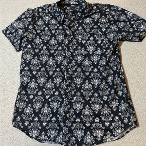Disney Haunted Mansion Dress Shirt Size M Short Sleeve Button Down